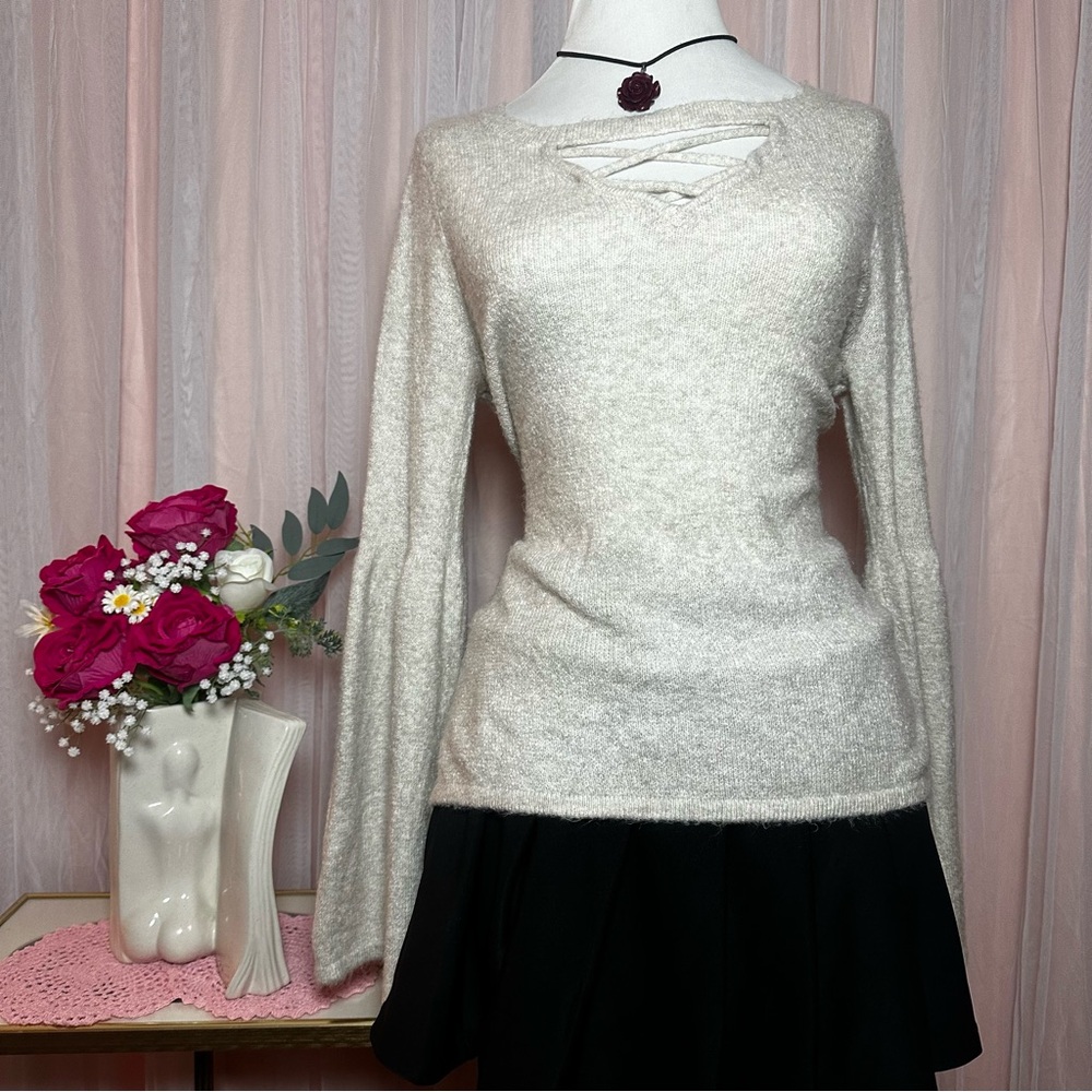 American Eagle Outfitters Soft Cream Sweater